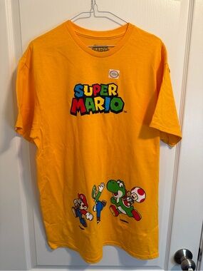 Nintendo Super Mario Logo Graphic Tee with Mario, Luigi, Yoshi, and Toad - Large
